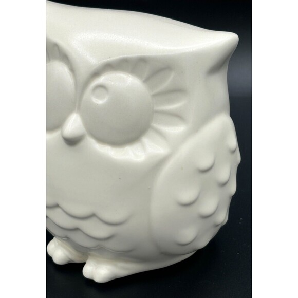 Hallmark Ceramic Snow Owl Ivory White Home Decor Statue Figurine 5"h Eyes Opened - Picture 10 of 15